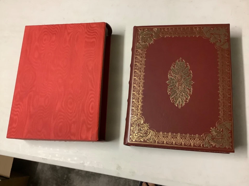 Oeuvres théâtrales de V.Hugo-Famot. - Photo 3/4