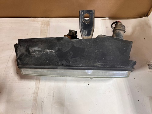 1987-1993 ALLANTE LEFT HEADLAMP ASSEMBLY - Picture 4 of 5