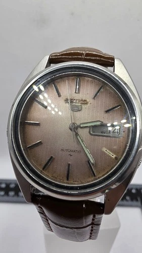 Seiko 5 Automatic 7009-8370 Day/Date Vintage Men’s Watch