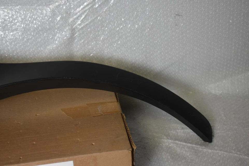 Guardabarros trasero izquierdo RANGE ROVER SPORT FLARE 2023-2025 OEM N9X2-28371 AC Foto 4 de 4