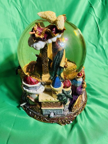 Kirkland Nativity Musical Waterglobe Base Globe Lighted Large - Picture 3 of 6