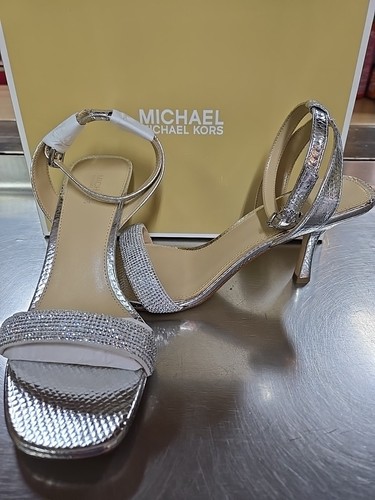 Michael Kors Carrie Rhinestone/Leather Sandal - Silver - 8M - NIB - Picture 2 of 6