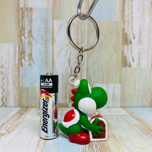 Banpresto 1999 Nintendo Super Mario Fiesta Figura Llavero Yoshi - Imagen 2 de 7