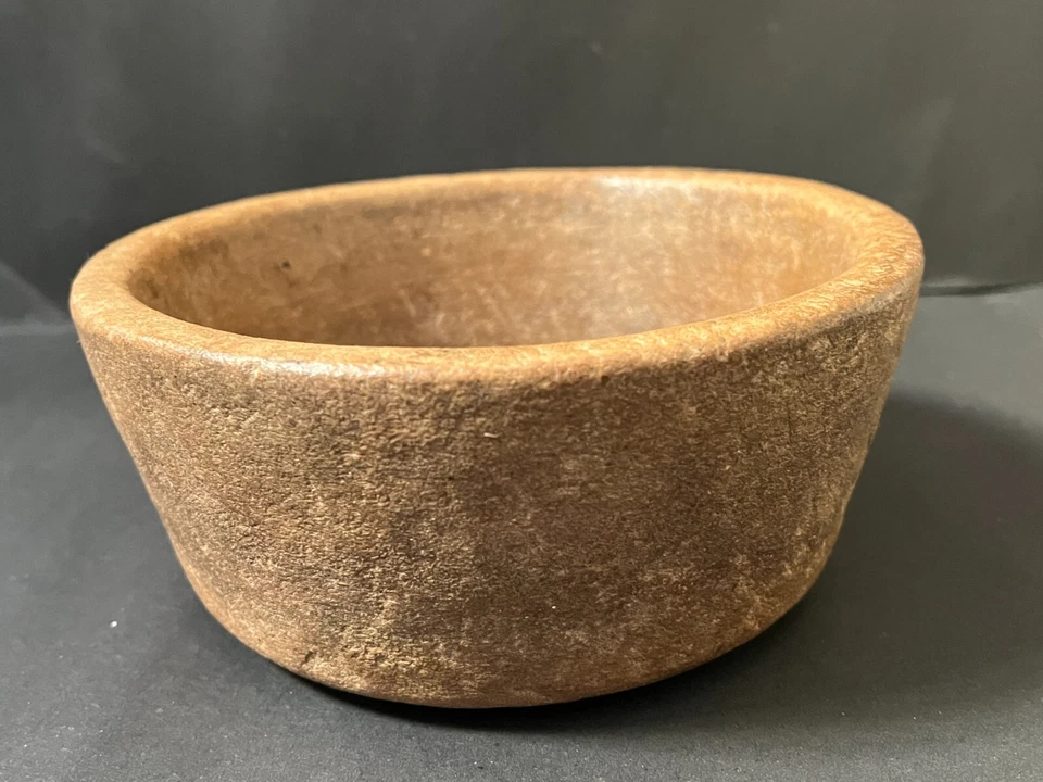 Antiguo cuenco de piedra raro multiusos primitivo hecho a mano de colección pátina rica Foto 3 de 4