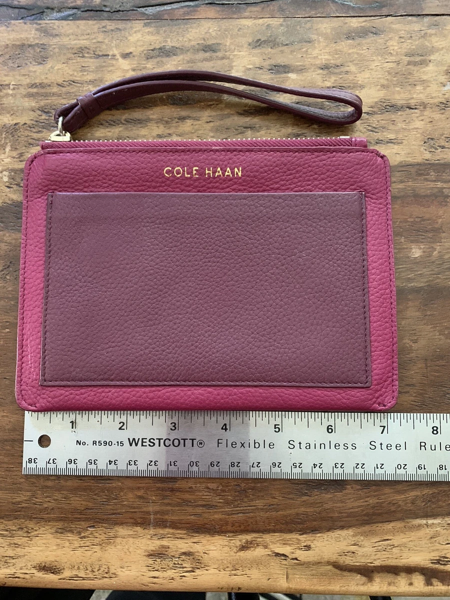 Cole hotsell haan wristlet
