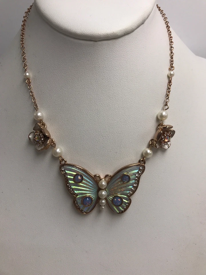 $52 Betsey Johnson Oro Rosa FLUTTERBYE MARIPOSA COLGANTE K1Ce Foto 4 de 4