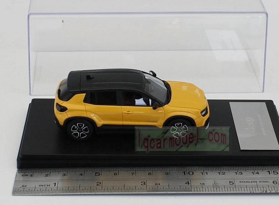1/43 JEEP AVENGER 2023 Pure electric SUV Yellow Car model Resin (No paper box ) - Image 3 of 4