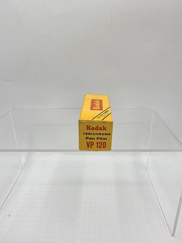 KODAK Verichrome Pan Black & White VP 120 Film Expired Oct 1970 X2 - Picture 11 of 13