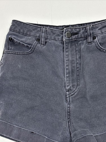 Volcom Brand Jeans Women Size 27 (Measure 27x2) Dark Gray Twill Shorts - Picture 3 of 6