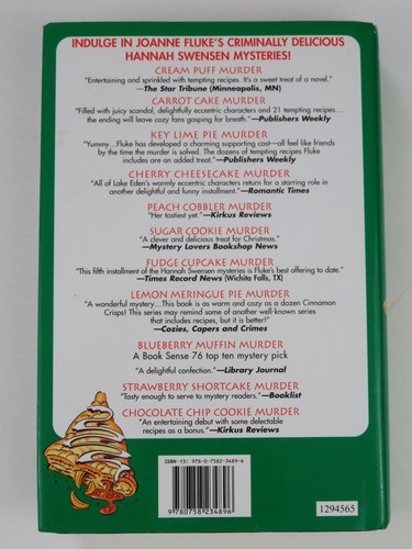 APPLE TURNOVER MURDER by Joanne Fluke - A Hannah Swensen Mystery - Cozy HC - Picture 2 of 3