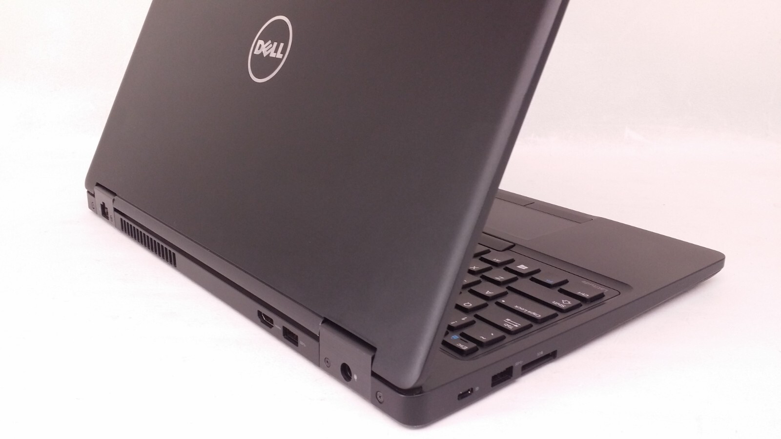 Dell Latitude 5590 15.6" Win11 Intel i5-7300u 2.6GHz 16GB RAM 512 SSD Lighted KB - Picture 9 of 11