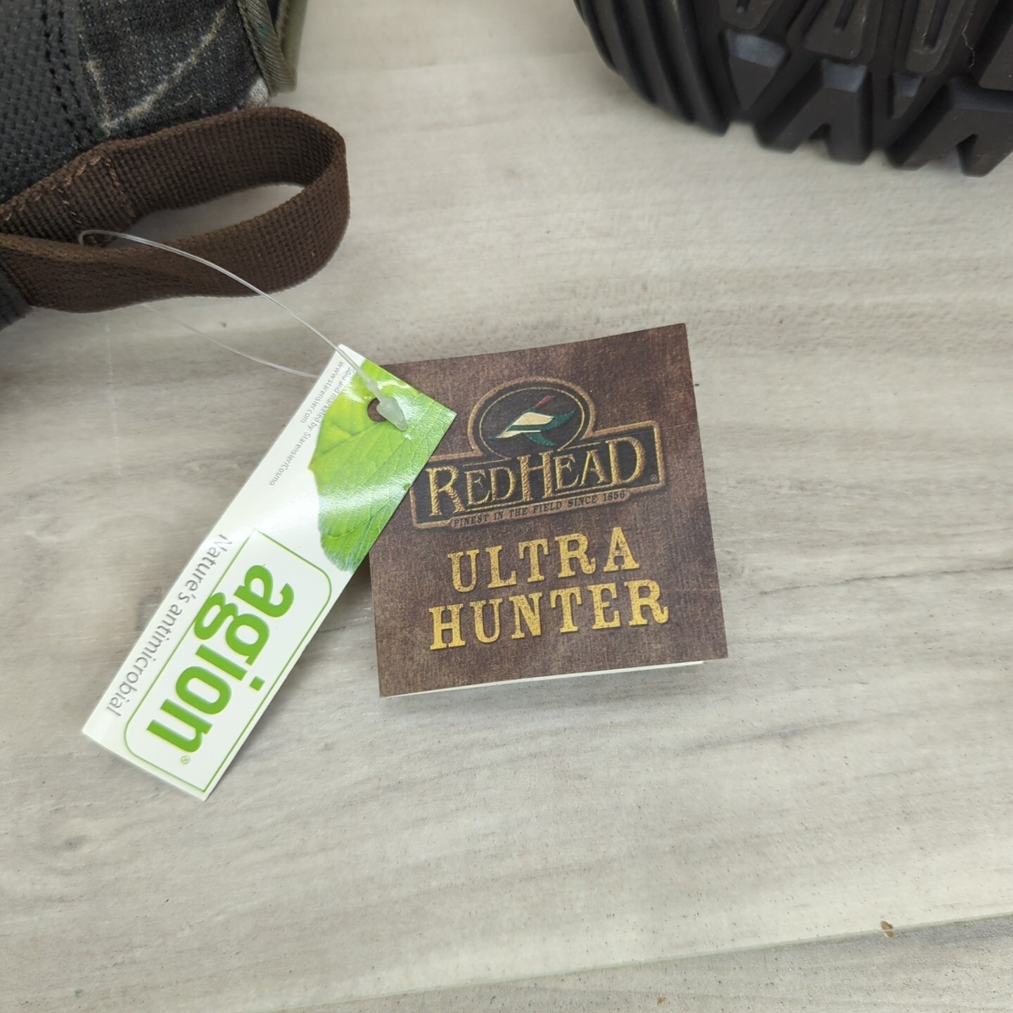 Red Head Bone Dry Waterproof Thinsulate Side Zip Knee Boot 16" 1200 Gram SZ 8.5