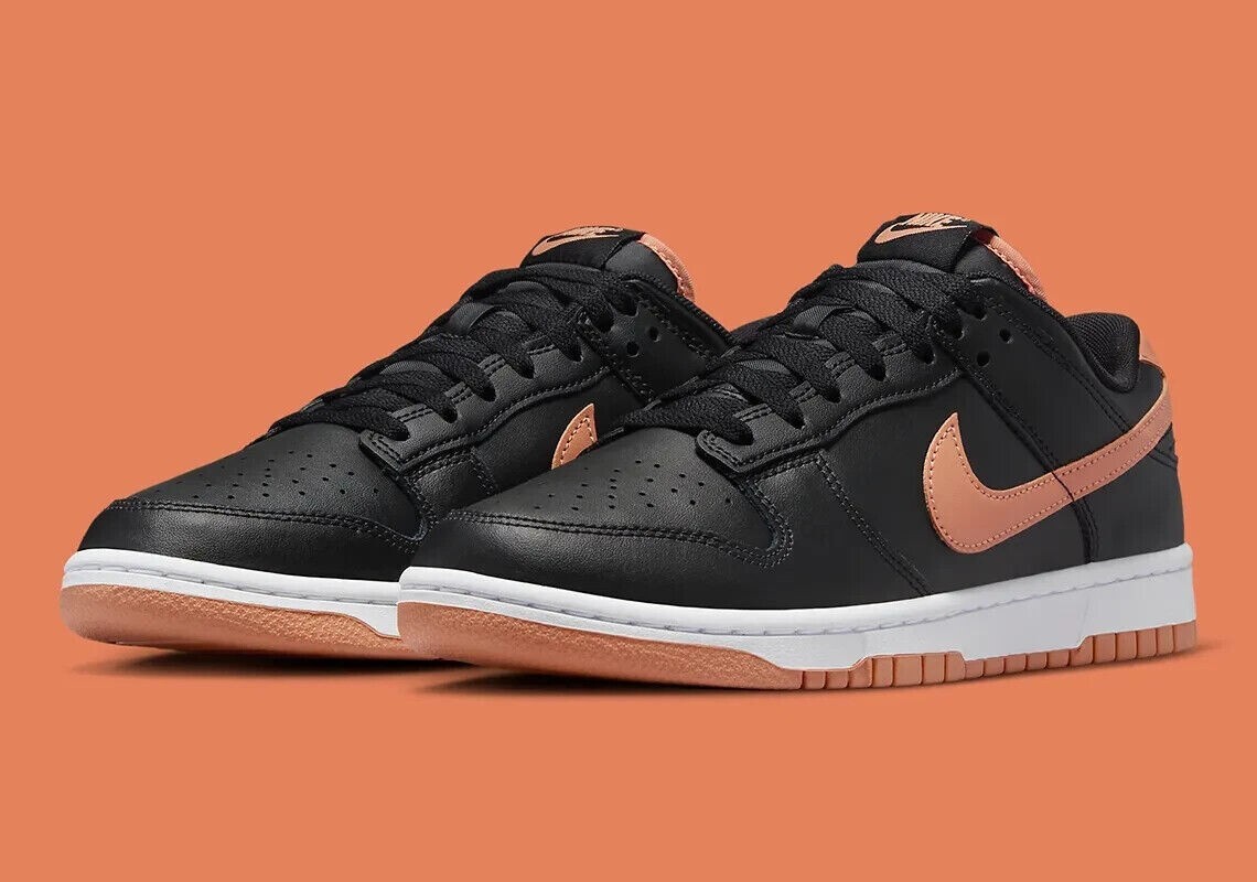 Nike Dunk Low Pro オレンジレーベル トリプルブラック Nike SB Dunk