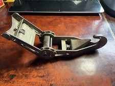 Metalowy wspornik paska zapadkowego z haczykiem - grzechotka tylko na pasek 1,75 cala