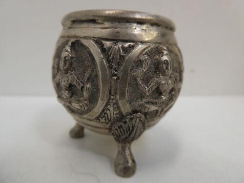 SMALL INDIAN ASIAN SILVER REPOUSSE SHIVA DEITY ICON FOOTED BOWL DISH