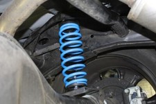 für SsangYong Musso Grand MAD Zusatzfedern Höherlegungsfeder Verstärkung Heavy D