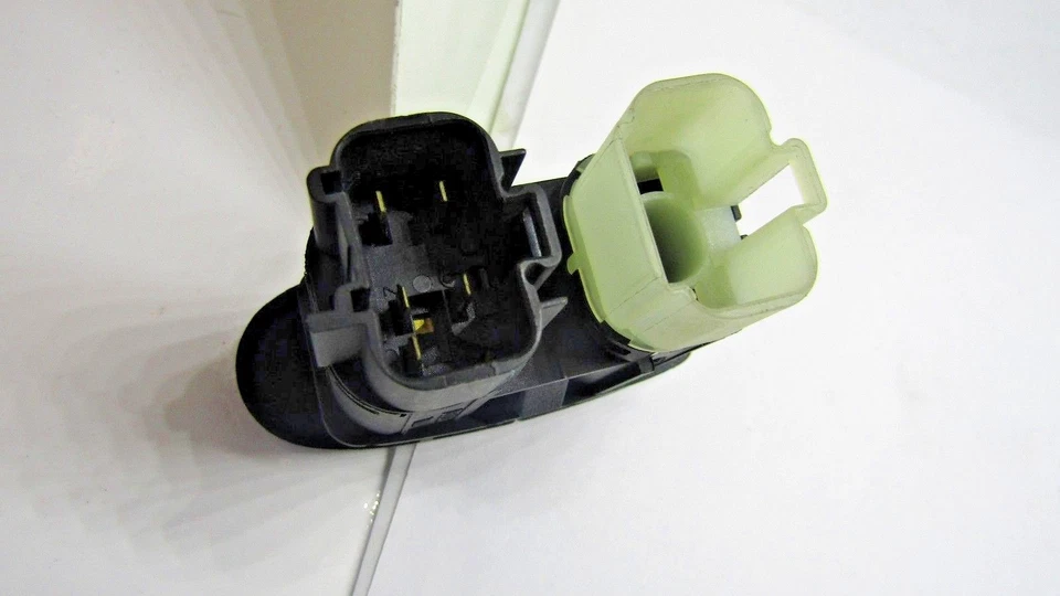 1S4263 Interruptor de descongelación para Ford Contour Mercury Mystique 1998 2000 NUEVO  Foto 4 de 4