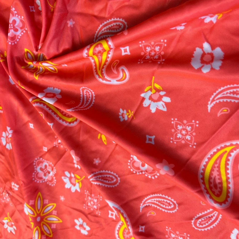Tela de spandex de nailon con estampado naranja de cachemira y flores de diseño elástico de 4 vías Foto 3 de 4