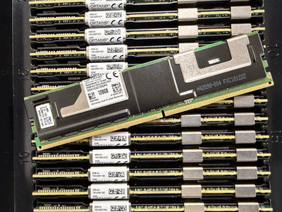 Intel Optane 100 Series 128GB DDR4 2666MHz DCPMM Persistent Memory NMA1XXD128GPS