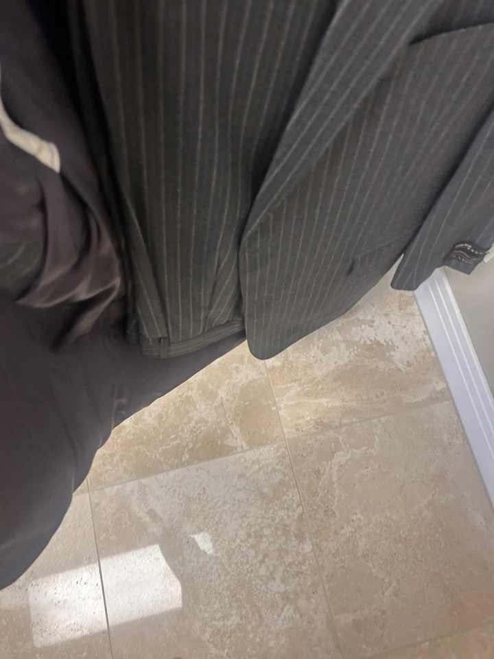 Traje Jos A Bank Signature Oro Gordon Gris Rayas 100% Lana 44S W39 (44R) Foto 3 de 4