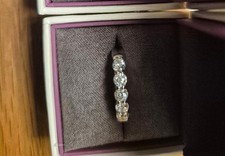 platinum wedding ring diamonds and valuation certificate