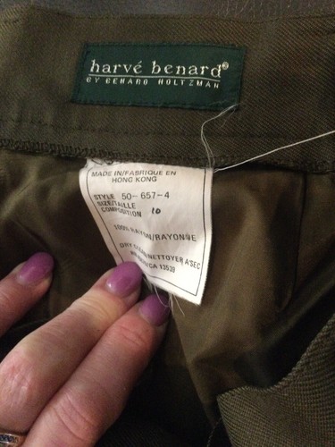 Harvey Benard By Bernard Holtzman Woman’s Suit - Picture 5 of 5