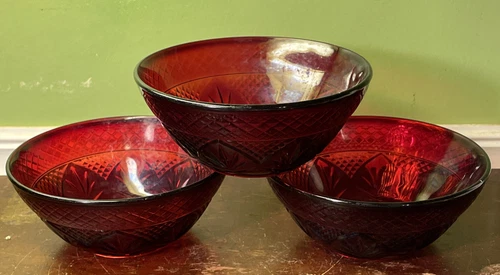 Vtg Luminarc Arcoroc France Ruby Red Salad Cereal Bowls Set of Three 5 5/8"