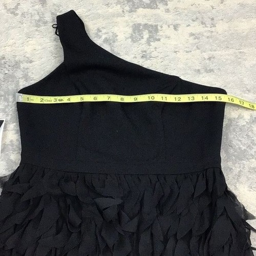 Nuevo con etiquetas Vestido de Cóctel Adrianna Papell Negro Pluma de Gasa Un Hombro Talla 6 - Imagen 10 de 14