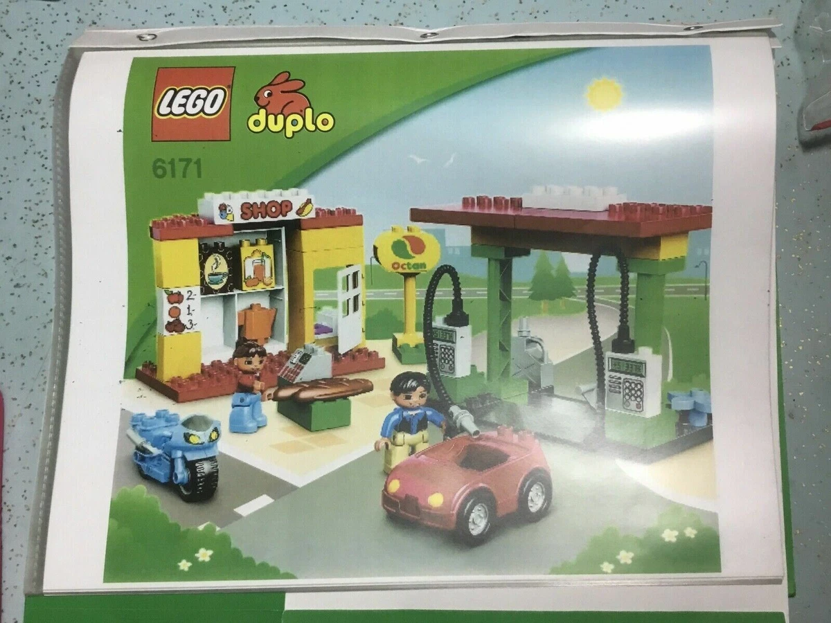 2012 LEGO DUPLO TOWN SET 6171 GAS STATION 45Pcs 2FIGS NO