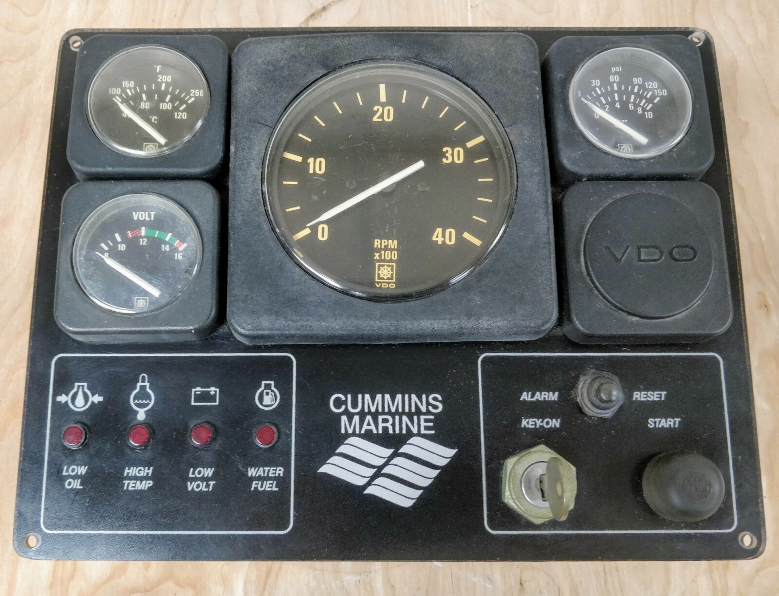 Cummins 4981738, OEM Analog Marine Instrument Panel, 24V | eBay