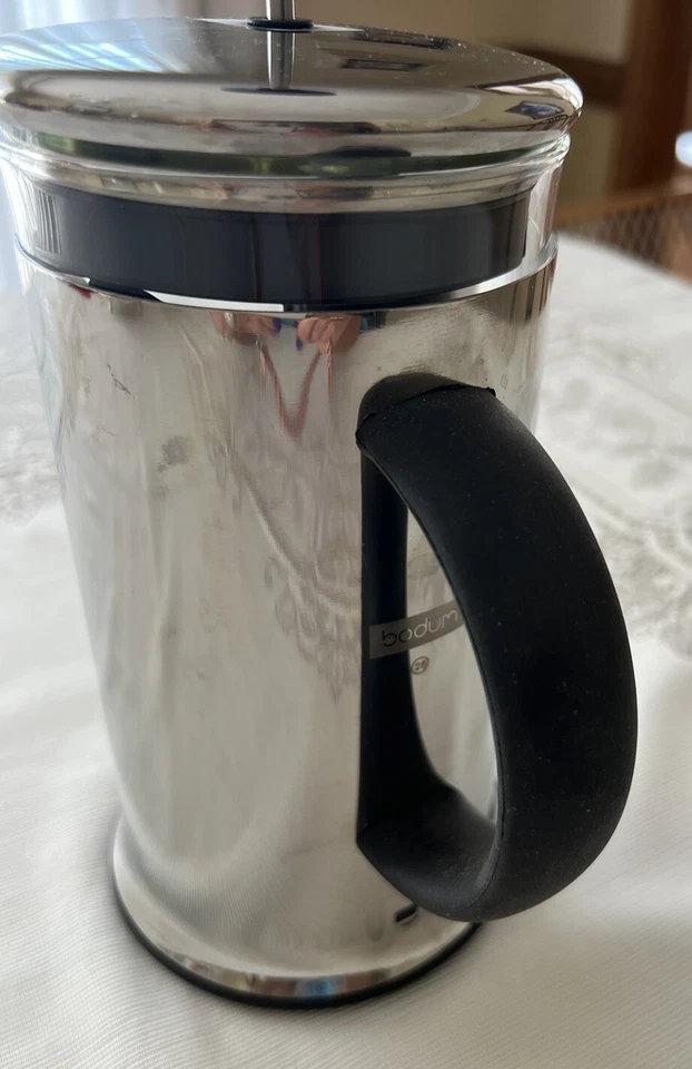 Cafetera Bodum French Press de acero inoxidable y vidrio usada en excelente estado con cuchara Foto 3 de 4
