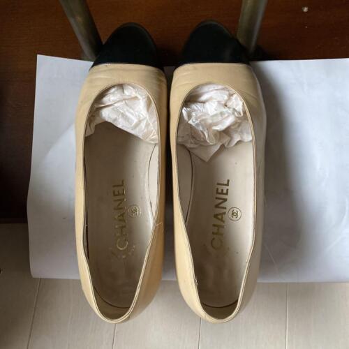 Chanel Flat Slip-on Loafers Beige Leather Size 37.5 US Size About 7.5 For Women