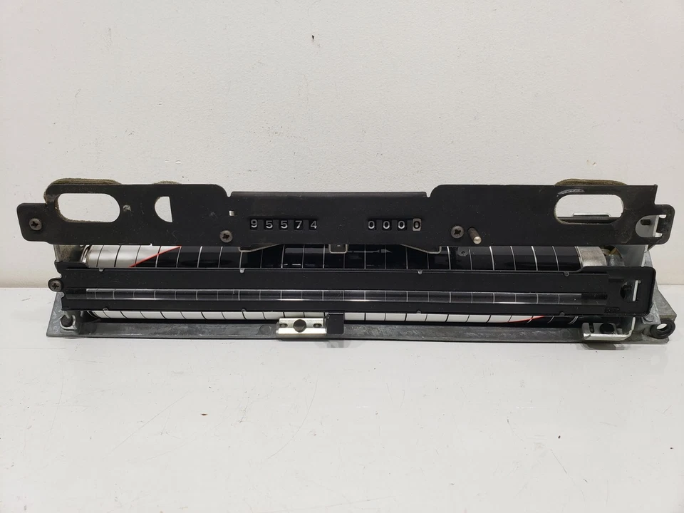 Conjunto Speedo Lincoln Continental Velocímetro Rodante 75-77 USADO Ford  Foto 4 de 4