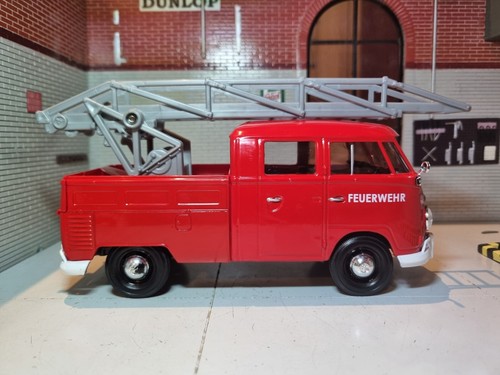 VW T1 Type 2 Fire Engine Ladder 1:24 Diecast Scale Model Van 1962 Motormax - Picture 7 of 9