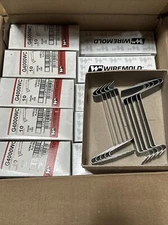⚡️Box of 10 Wiremold 4000 Series Wire Clip Fitting - G4000WC⚡️