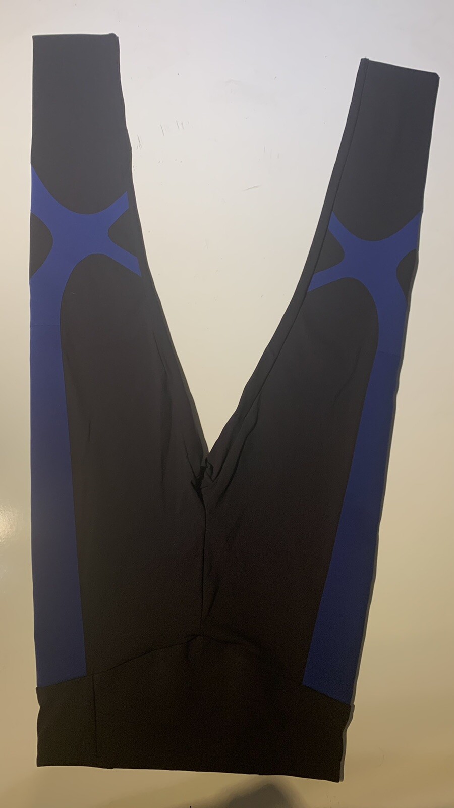 Foto 2 di 8