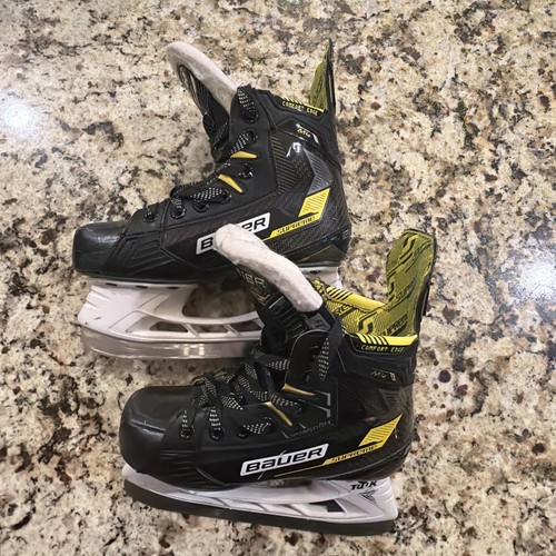 Bauer Supreme M4 Size 1.5 D width Junior Hockey Skates
