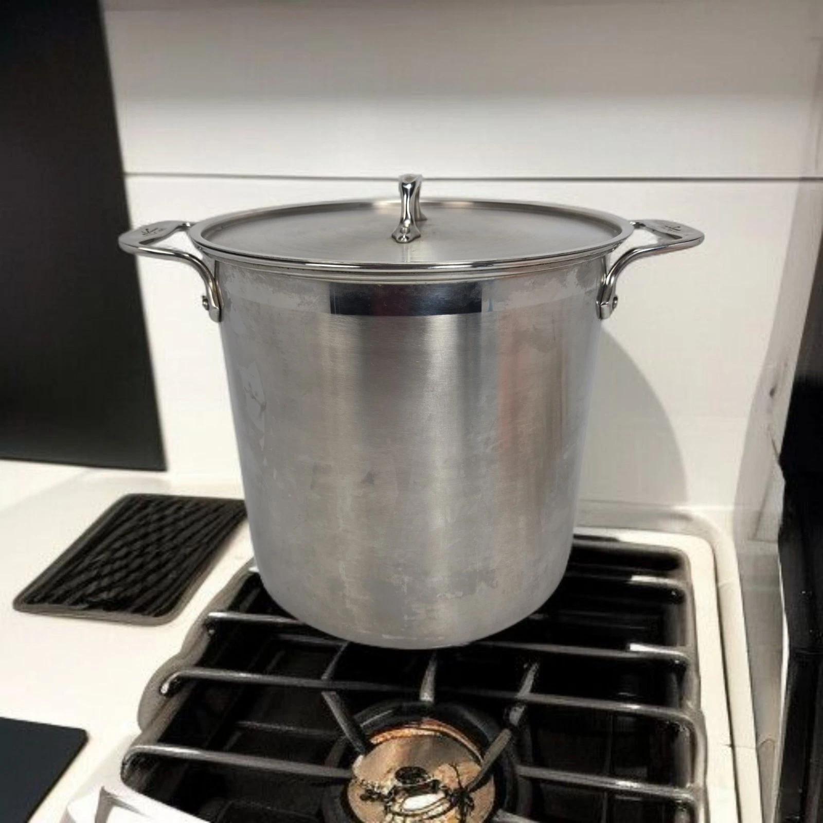 All-Clad 12 qt Stainless Steel Stockpot with Lid Round
Opens in a new window or tab