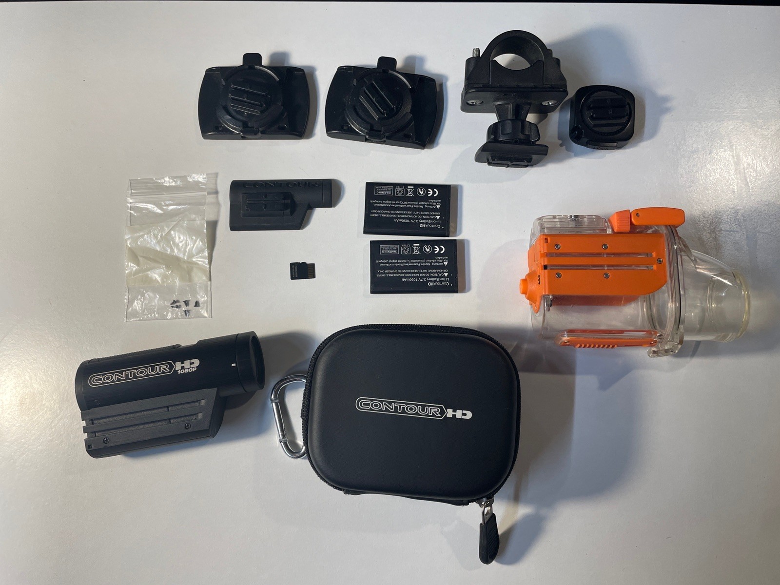 Contour HD 1080p Action Camera Model 1300 Case Mounts Waterproof 2 batt microSD
