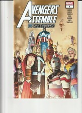 AVENGERS ASSEMBLE OMEGA #1 WRAPAROUND COVER (MARVEL/2023) NEAR MINT 9.4