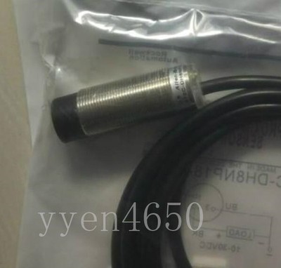 Original Inductive proximity switch 872C-D2CP8-E2 inductive sensor *ll