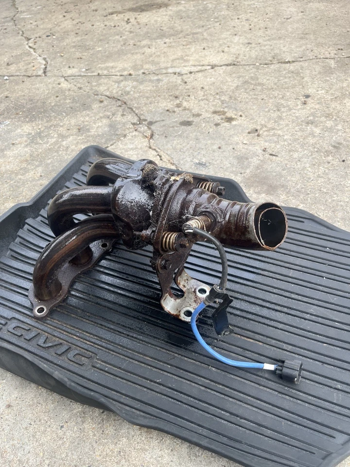 03-06 Colector de escape Honda Element K24a4 Foto 2 de 2