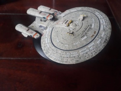 Eaglemoss Star Trek USS Enterprise 1701-D ''All Good Things Shadyprise''