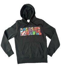 Amazon Essentials Marvel Logo Fleece Pullover...