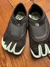 Body Glove Barefoot 3T Women's Cinch Water Shoes Size 6 Black Mint Green