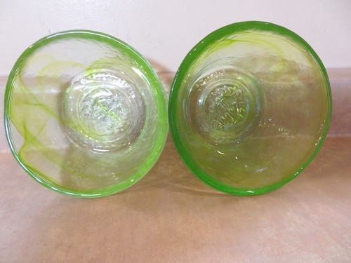 2 Vintage Hand Made Kosta Boda Glass Ulrica Design Green Glass Swirl Bowls - Picture 10 of 11