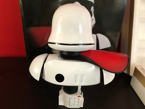 Diamond Select Toys First Order Officier 1/2 Bust - Imagen 11 de 18