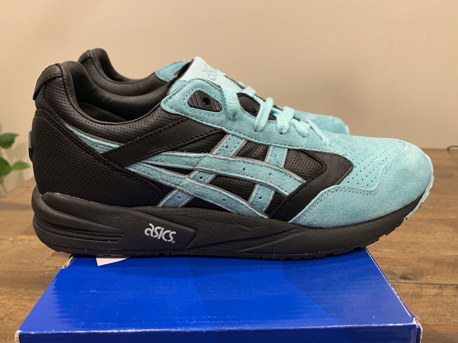 asics diamond