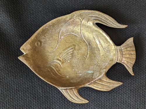 Vintage Heavy Brass Fish Ashtray Trinket Dish Bowl Tray - Picture 4 of 6