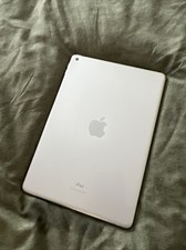 iPad 9th Generation With TikTok, CapCut Lemon8 App